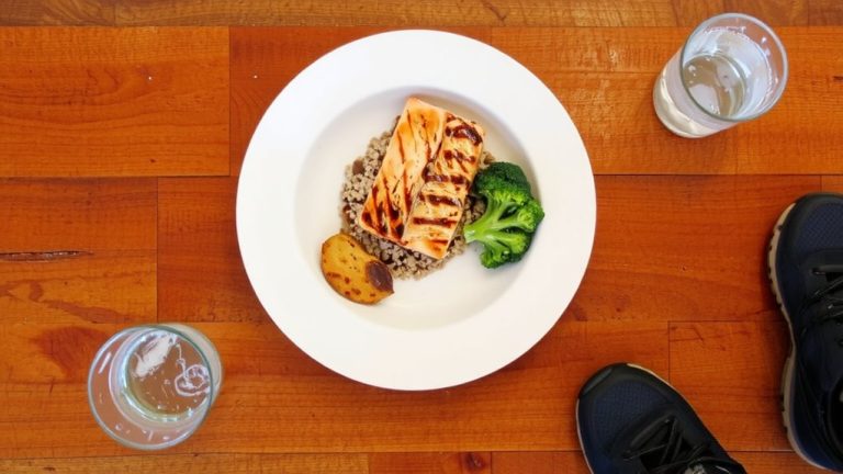 carbs to protein ratio