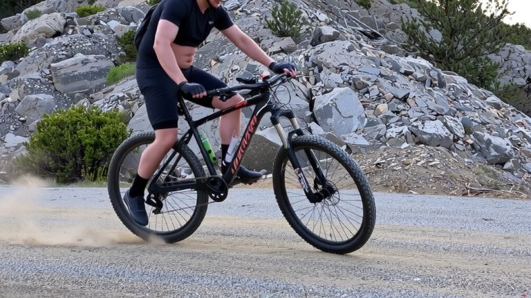 core strength enhances descent stability
