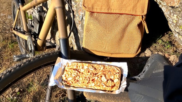 homemade banana oat energy bars