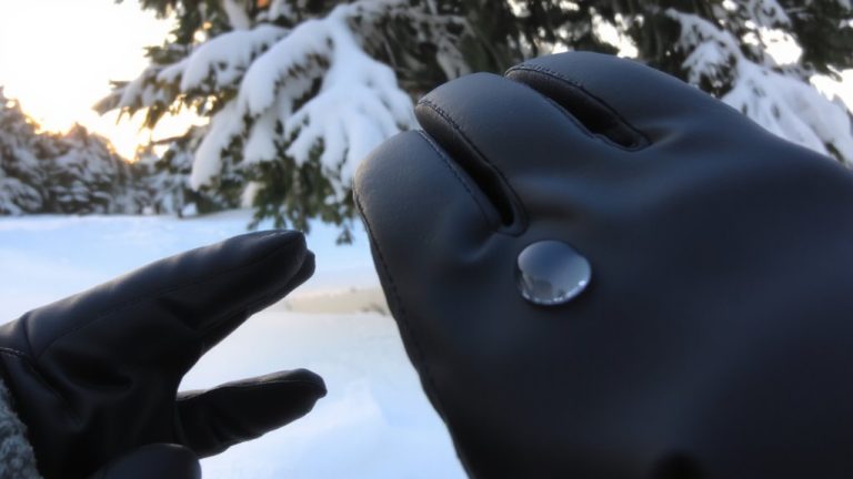 warm insulated waterproof durable gloves
